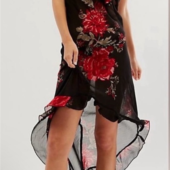 Free People intimately Getting Out Slip - Picture 4 of 6